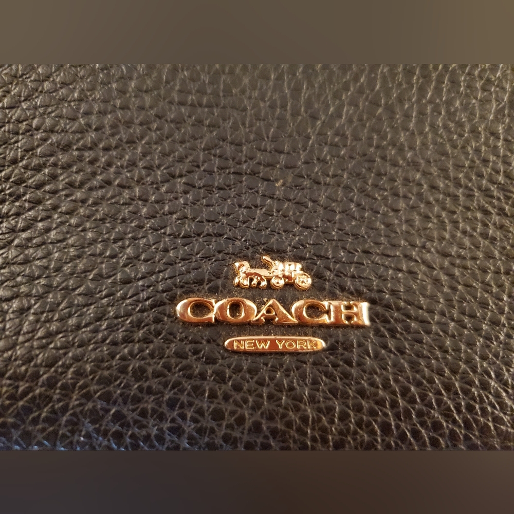 COACH CELL PHONE CLUTCH IN PERFECT LIKE NEW CONDITION! - Picture 9 of 9